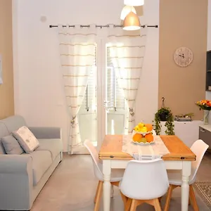Apartment Lorelai, Marsala