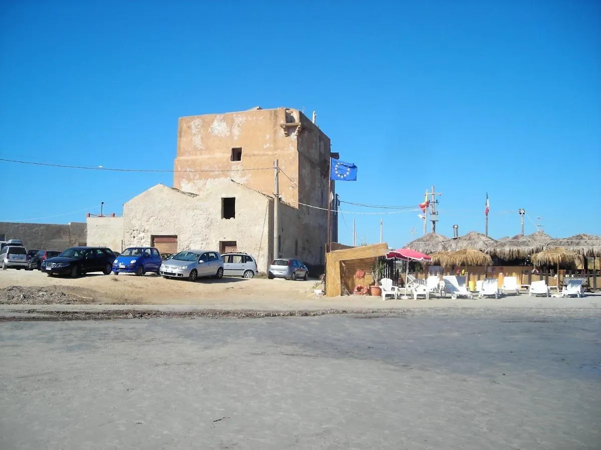 Casa vacanze 3 Bedrooms House At Marsala 20 M Away From The Beach With Sea View And Terrace